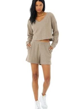 ALO Yoga Muse Short Set